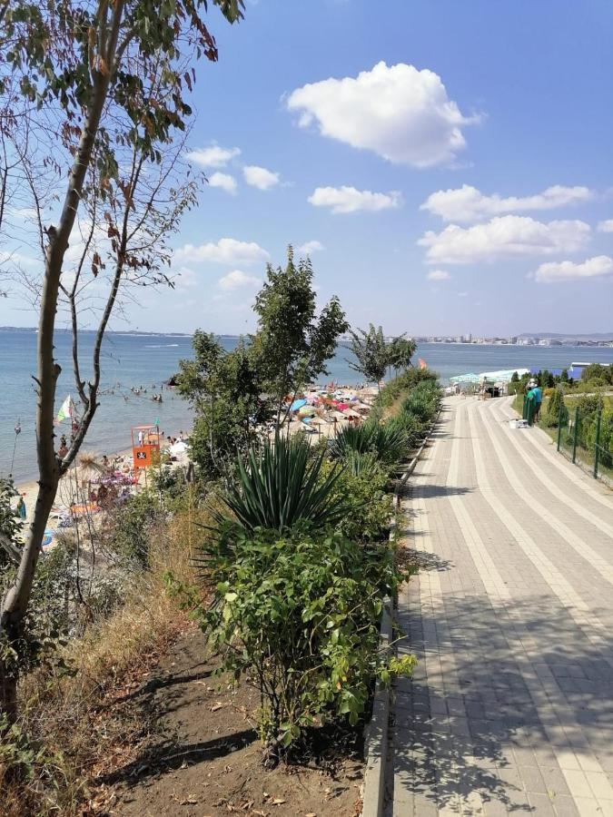Helios 350M From The Beach Sveti Vlas Exterior photo